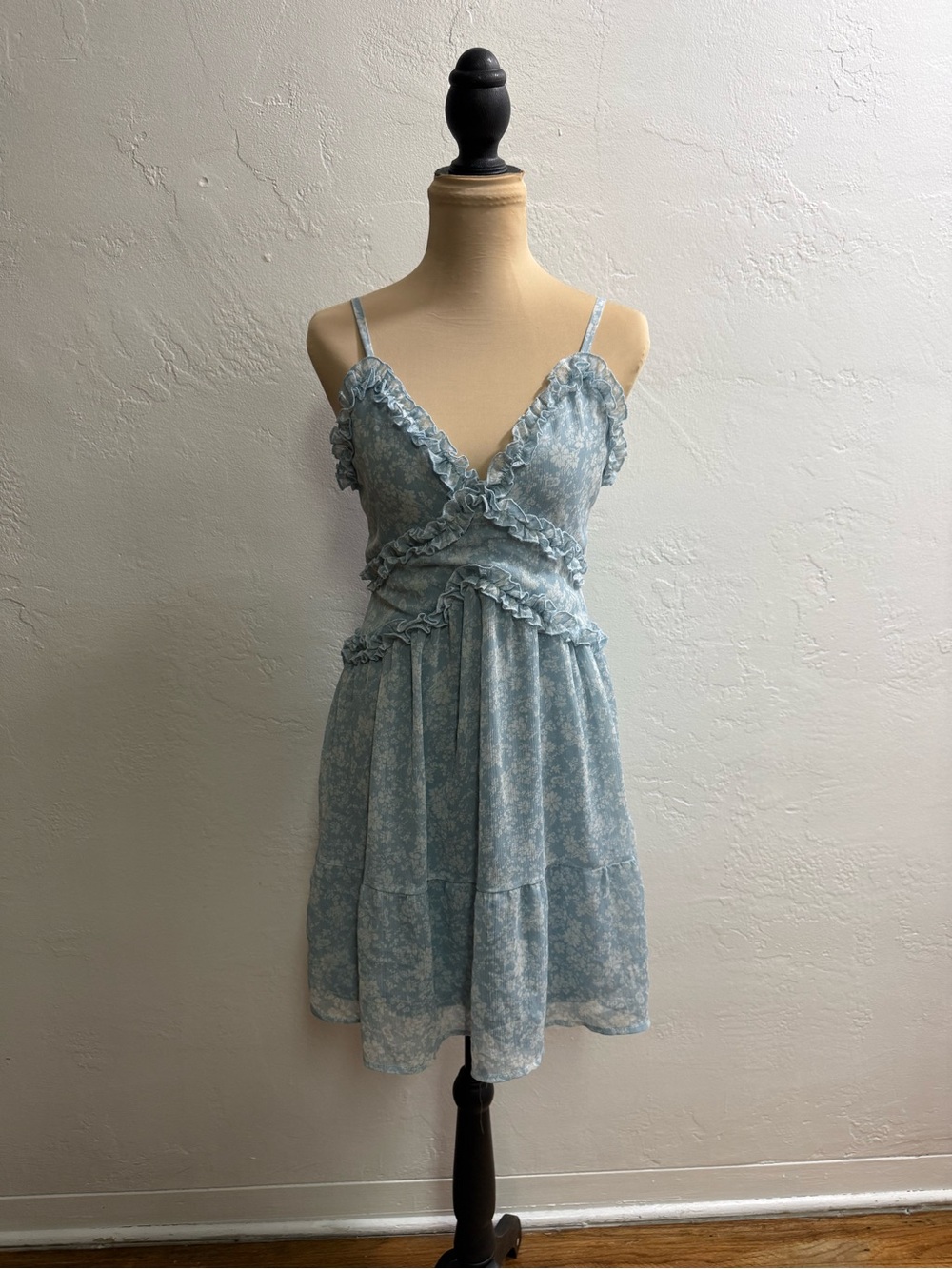 Light Blue Floral Ruffle Slip Dress – Size Medium – Never Worn